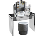 Premie 113Hollywood Makeup Station
